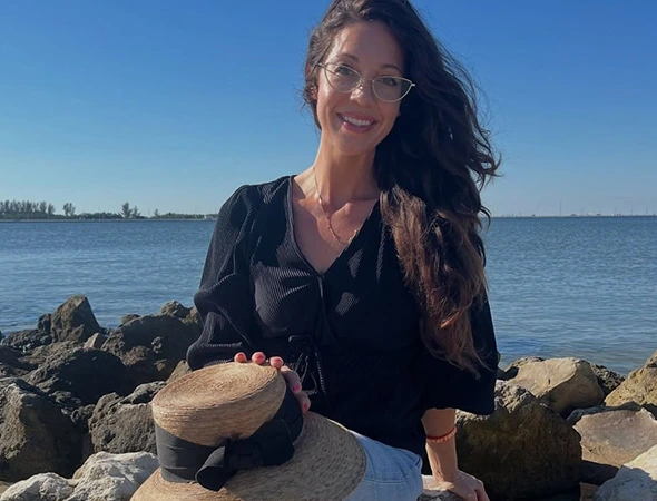 About Us - Candice Enriquez Hypnotherapy